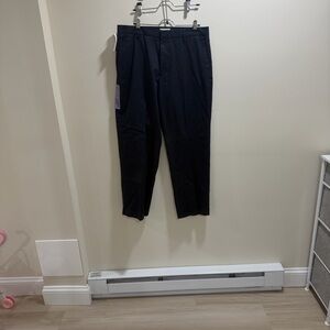 Dockers Men's 34/30 Navy Blue Dress Pants. New with Tags!